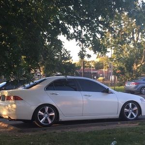 Meet your Posher, Eli