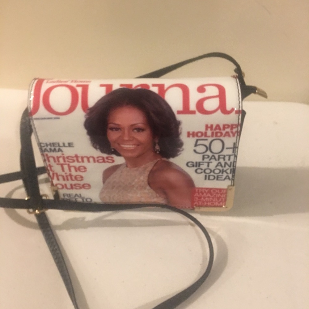 OBAMA Clutch 🦋💜👛☀️ NWOT Classy  Small