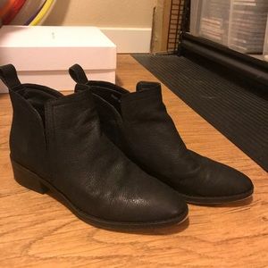 Dolce Vita flat ankle booties