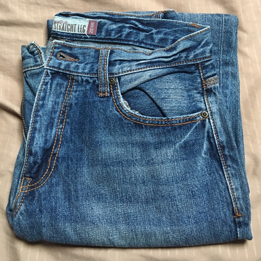 💰🔥SALE🔥💰 Aeropostale straight cut 30/32 jeans