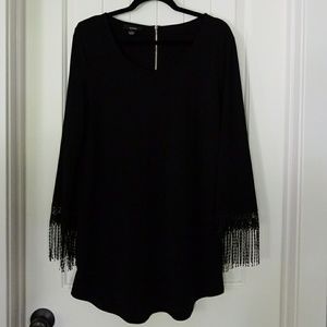 Alfani tunic with lace fringe sleeve details