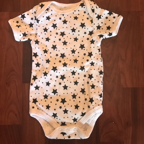 Baby onesies - Picture 5 of 5