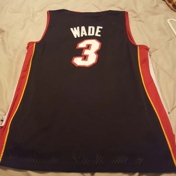 Reebok Miami Heat jersey - Picture 2 of 3