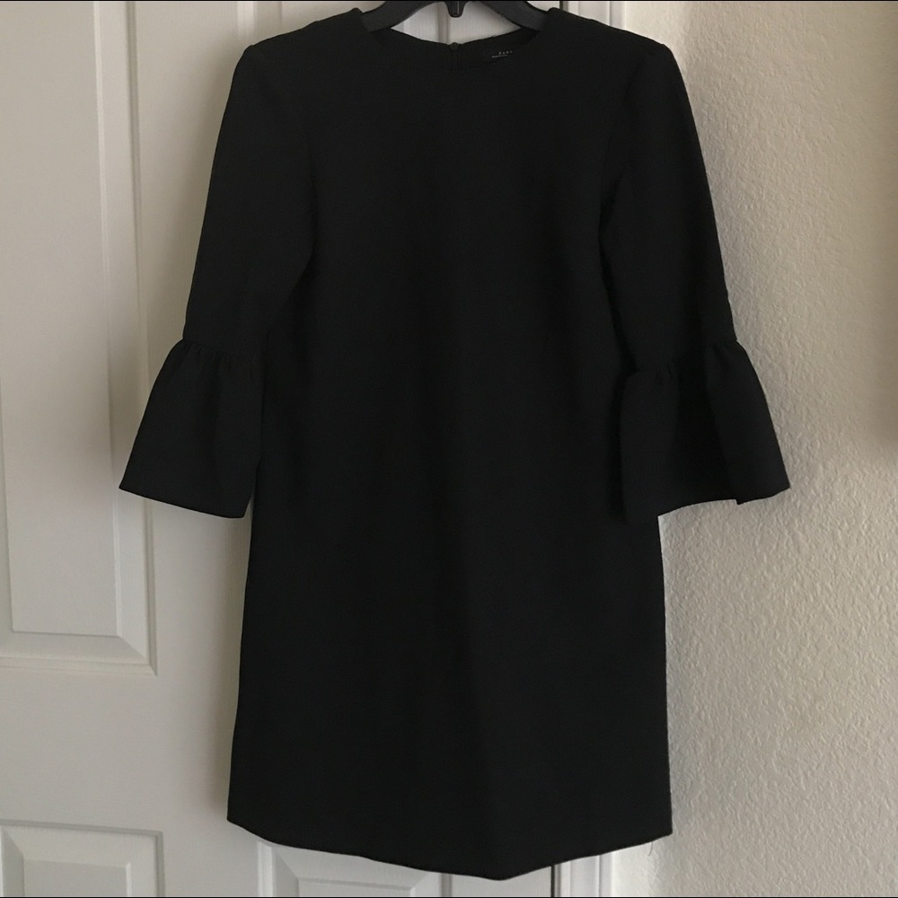 Zara Bell Sleeved Dress