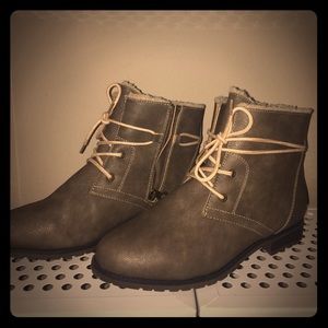 Sporto Ankle Boots