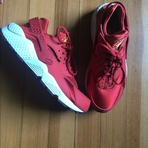 Nike Air Huaraches