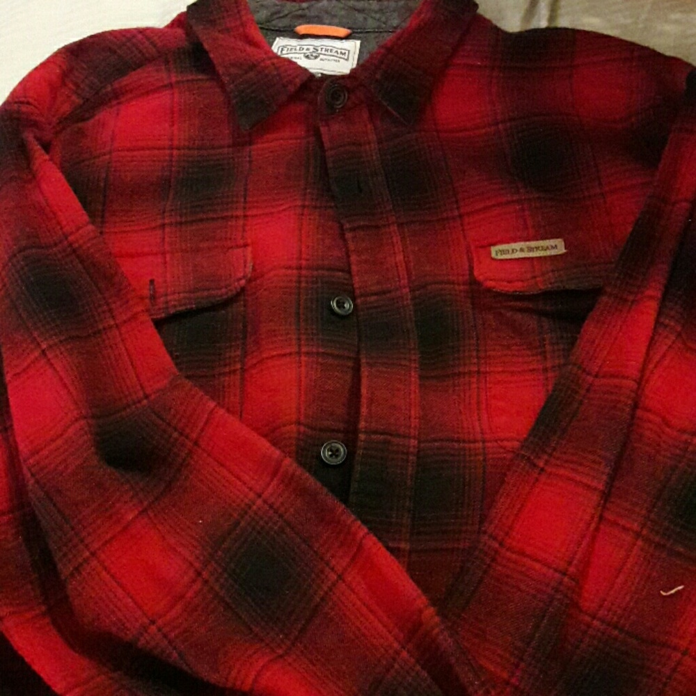 Field & stream flannel plaid long sleeve shirt
