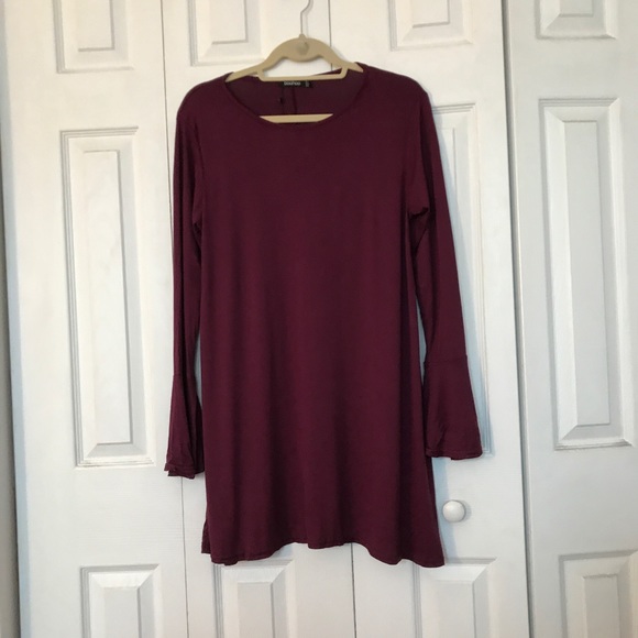 Boohoo Dresses & Skirts - Maroon bell sleeve dress