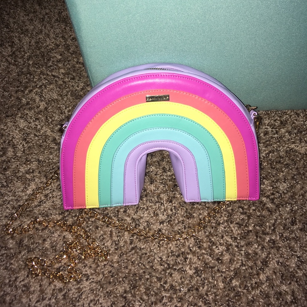 Skinny dip 🌈 purse ❤️💚💕💛💚💙💜💞