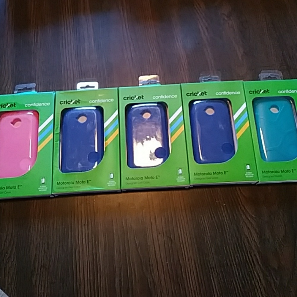 5 Brand New Cricket Motorola Moto E Phone Cases.
