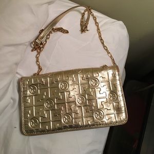 Gold Tory burch crossbody bag