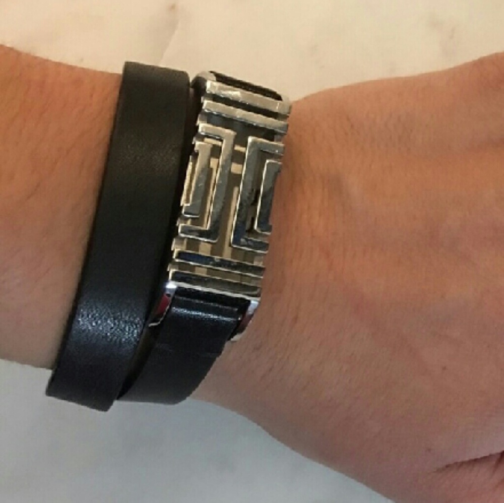 Tory Burch fitbit bracelet WITH Fitbit!!!