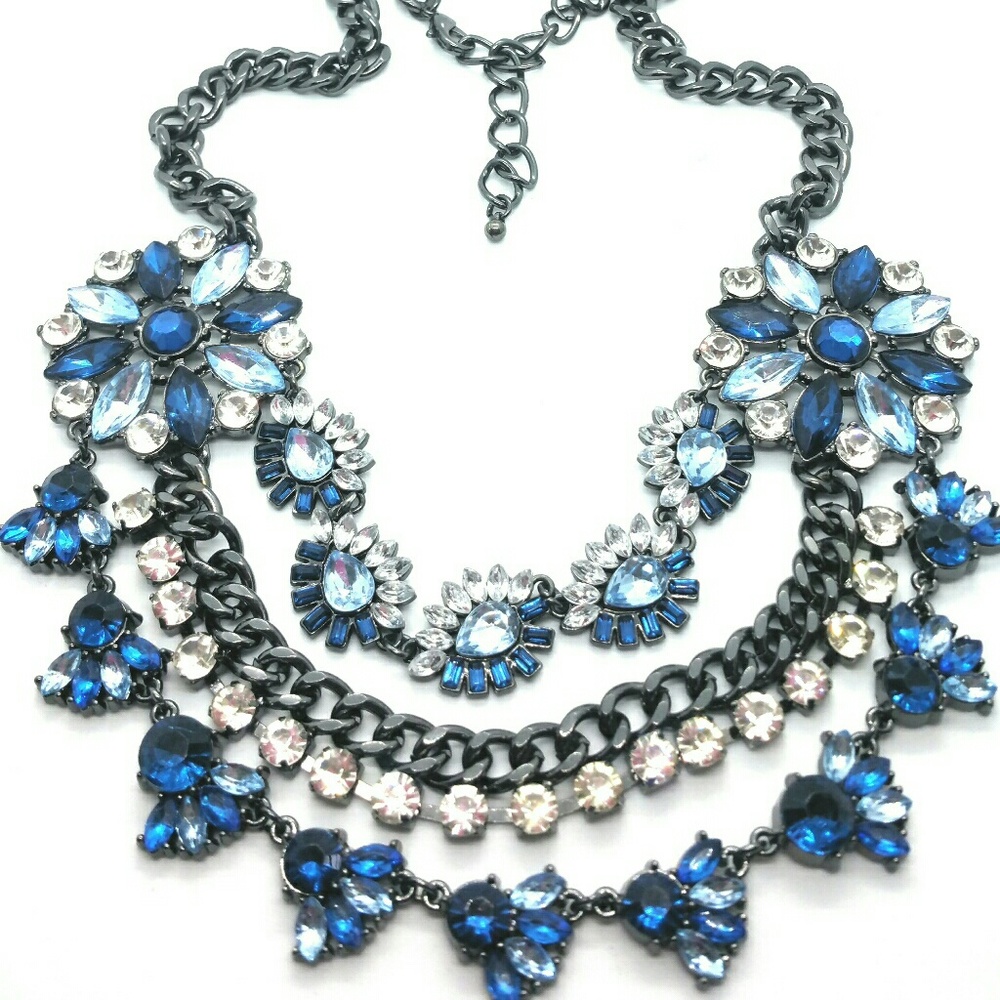 Stunning blue and silver necklace