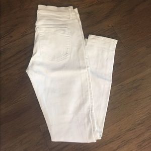 Express White denim size 4