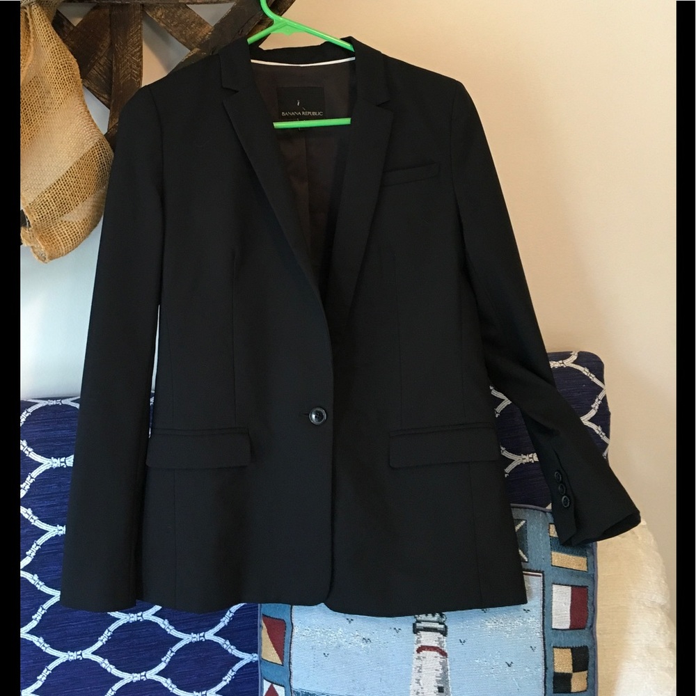 BR suit jacket