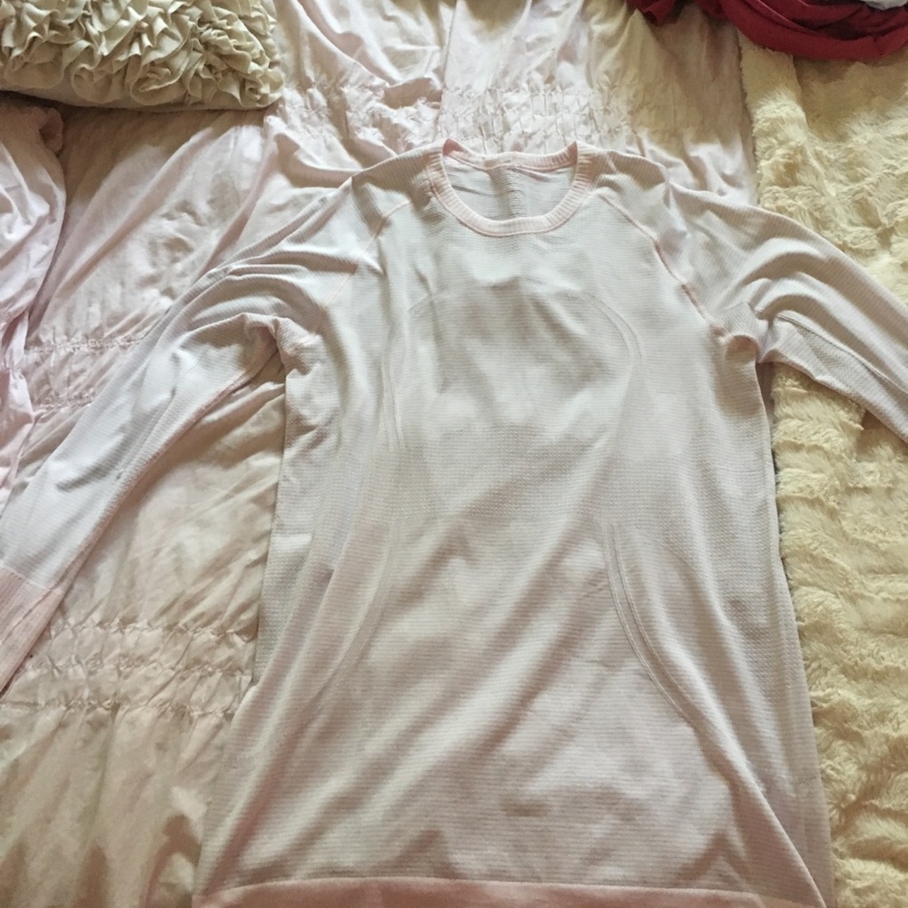 Lululemon light pink long sleeve size 12