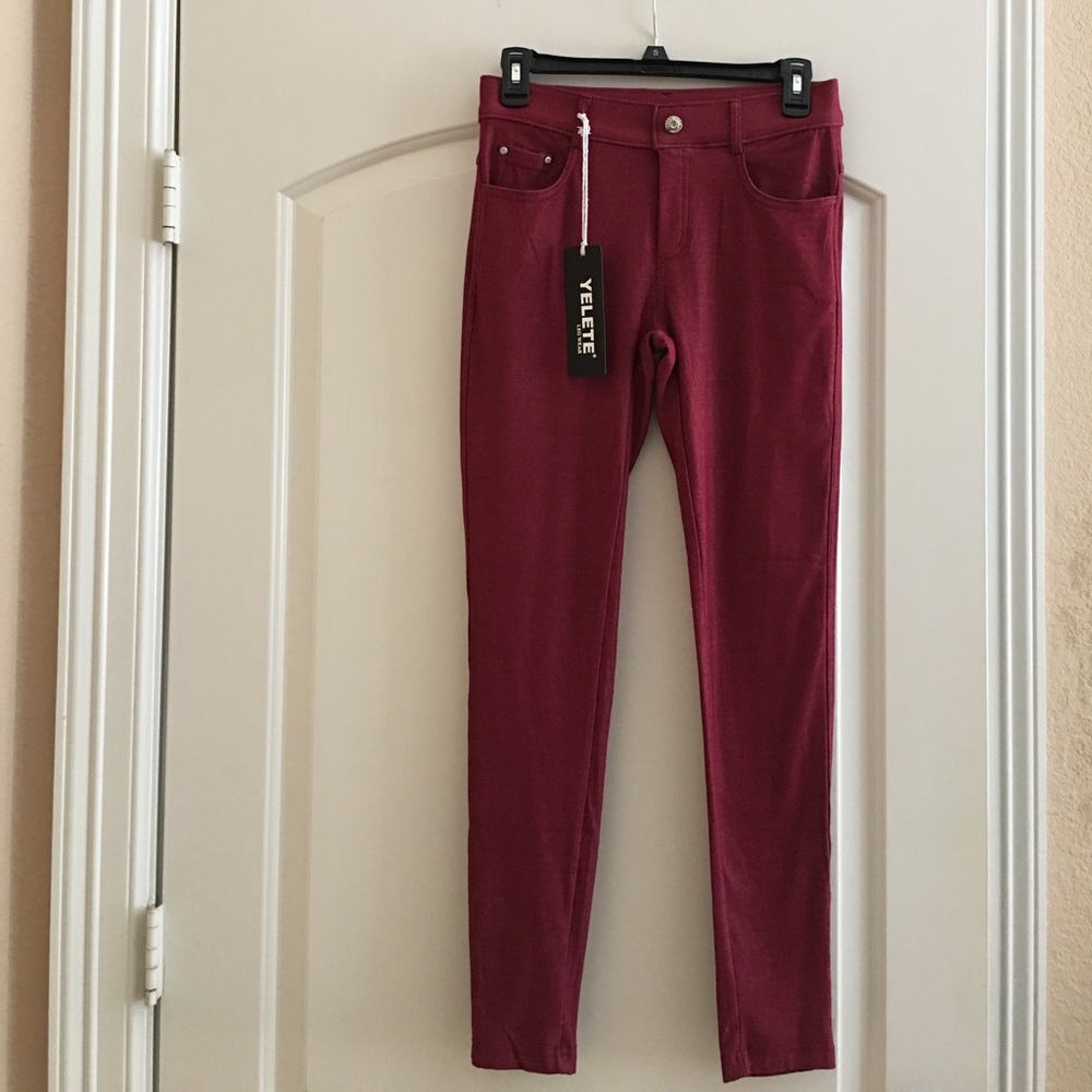 Jeans ( red)  ( NWT) size S