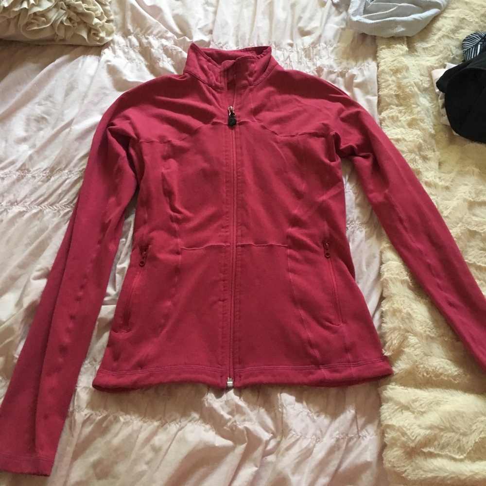 Lululemon size 6 fitted zip up