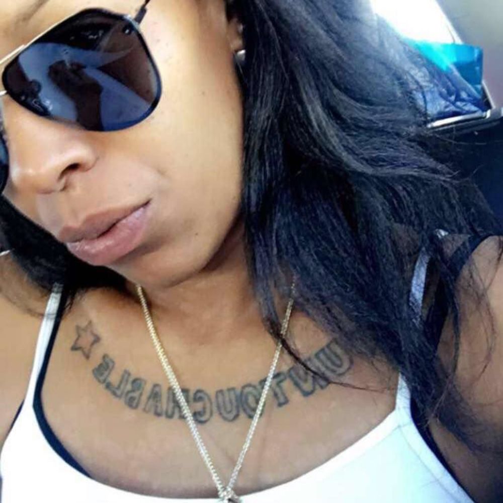 Meet your Posher, Camille