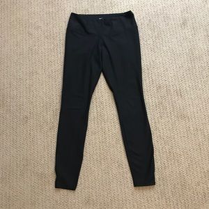 Nike women's black leggings