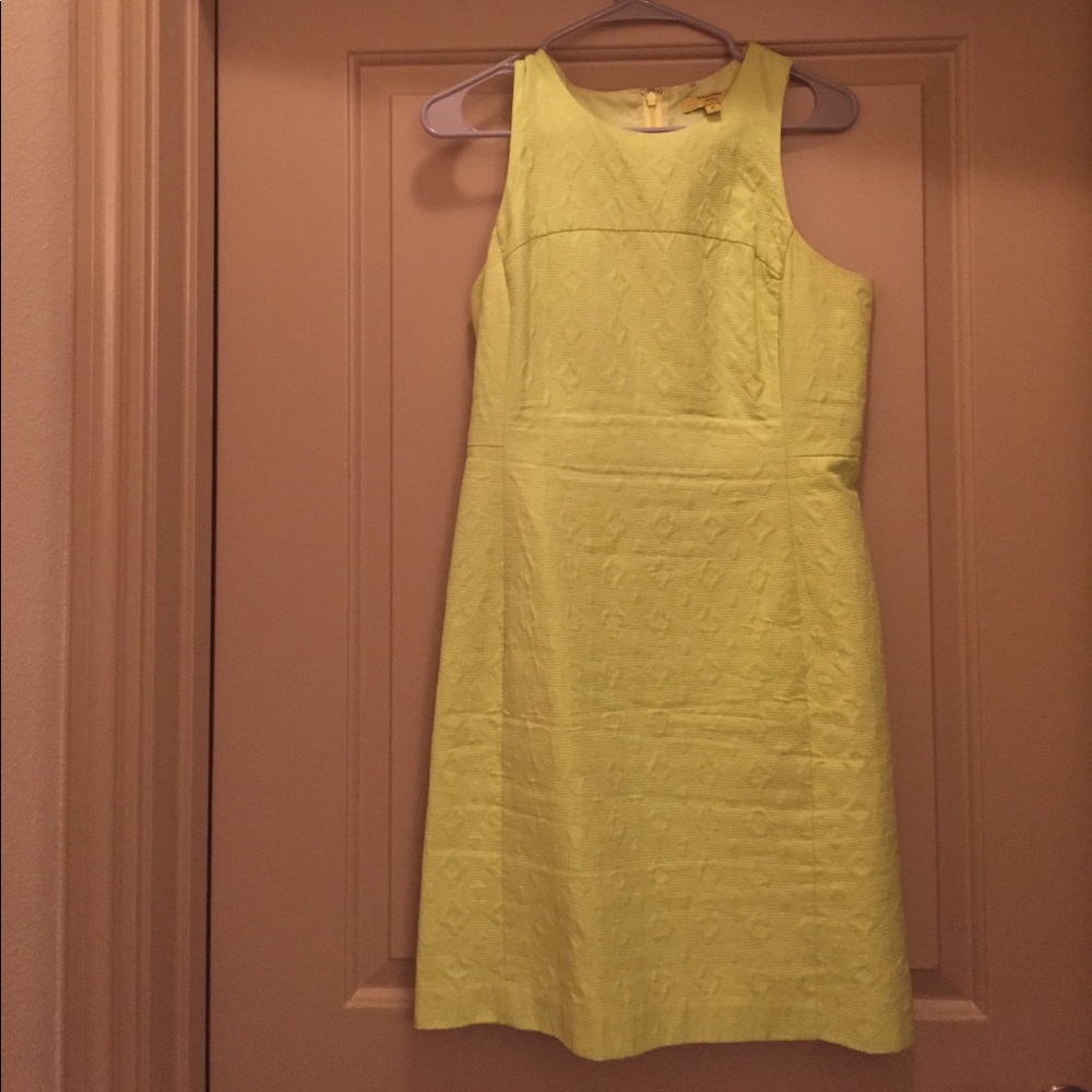 Green patterned dress