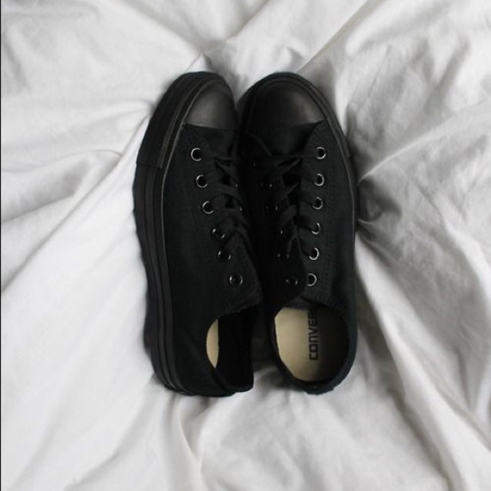 Converse Unisex Black Sneakers