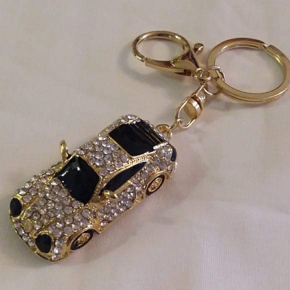 Roadster sports car crystal key chain, gold - Picture 2 of 5