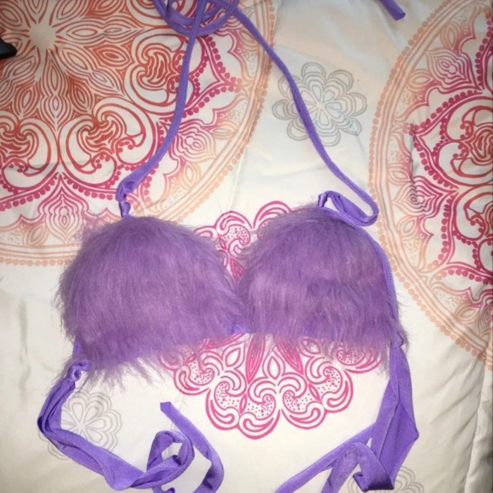 Lilac fur bra