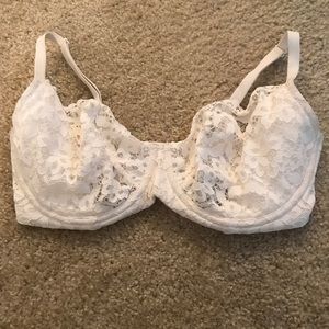 Victoria's Secret Body by Victoria unlined Demi