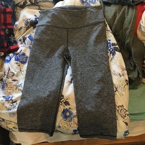 Victoria's Secret vs sport extra sexy capris