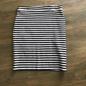Old navy striped skirt