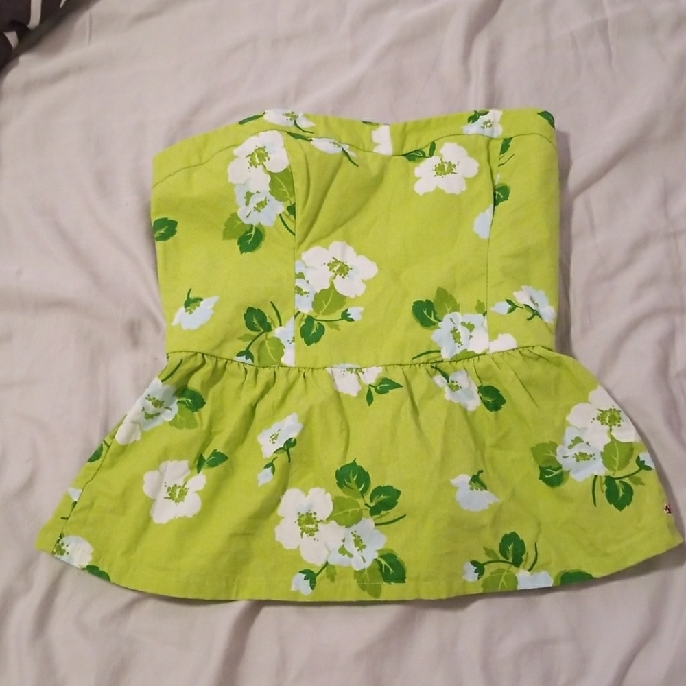 Peplum Strapless top