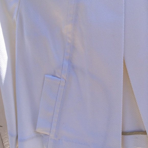 Express Cape Jacket - Picture 4 of 5