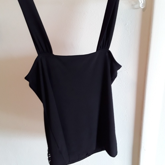 Black White Market black top in size xs - Picture 4 of 4