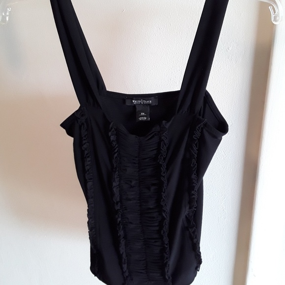 Black White Market black top in size xs - Picture 2 of 4