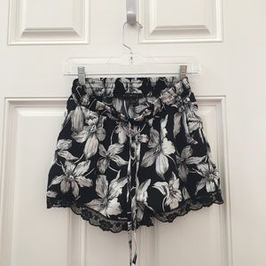 Patterned shorts