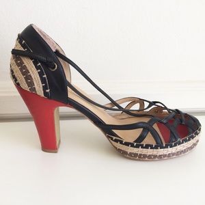 NWT Faryl Robin Espadrille Platform Sandals