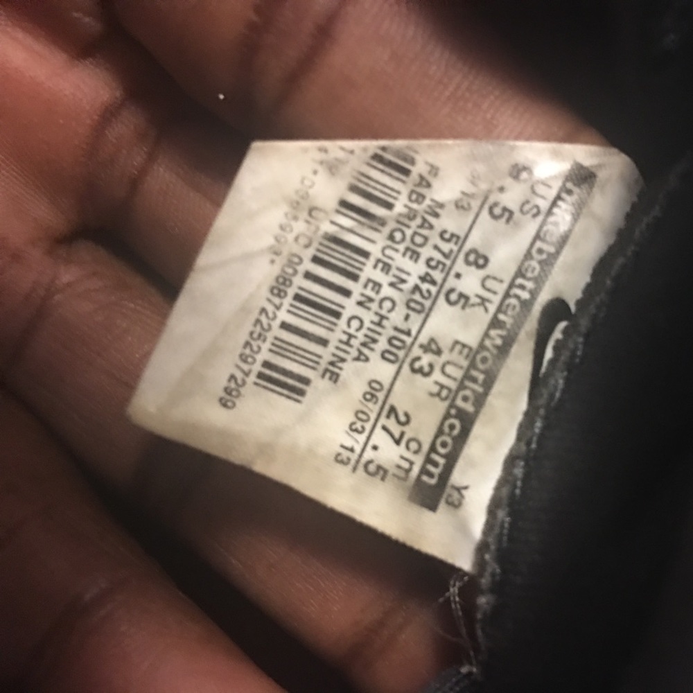 Shoes - Picture 2 of 2