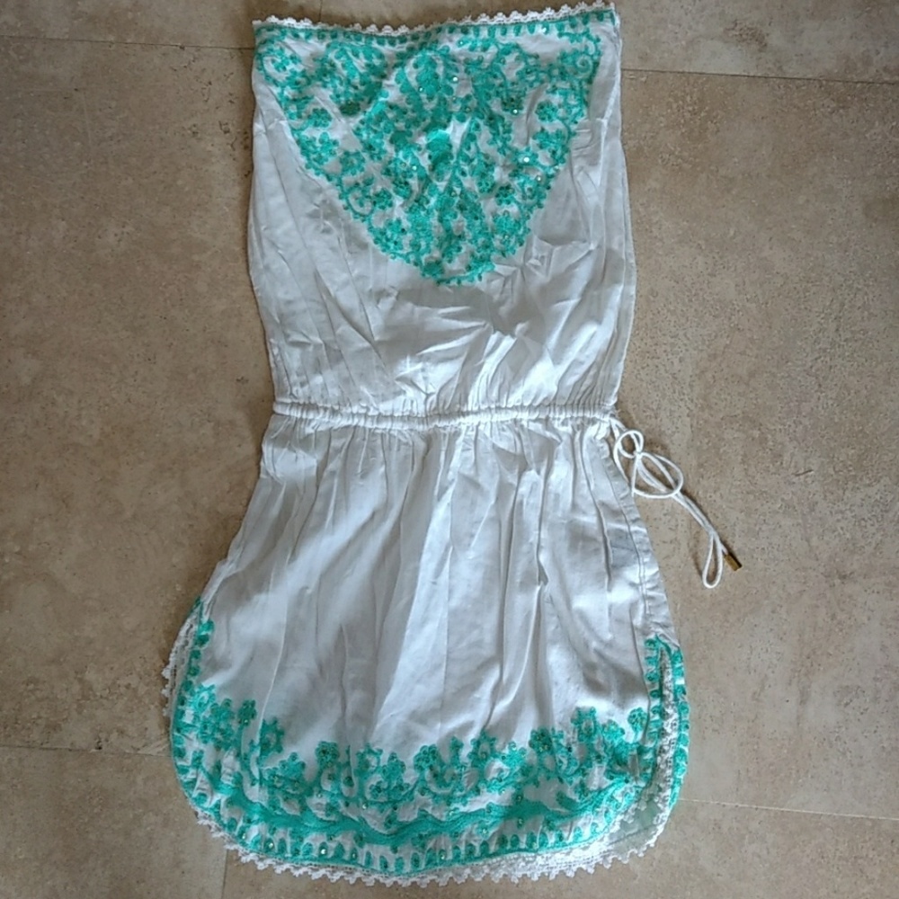 White beach cover dress