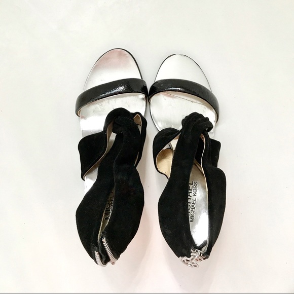 Michael Kors Sandals - Picture 1 of 3