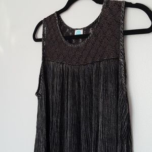 Textured Tank