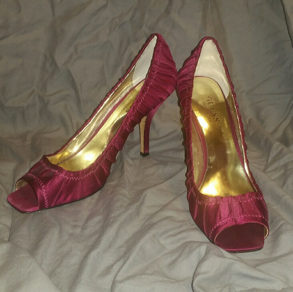 Peep Toe Satin Heel - Guess