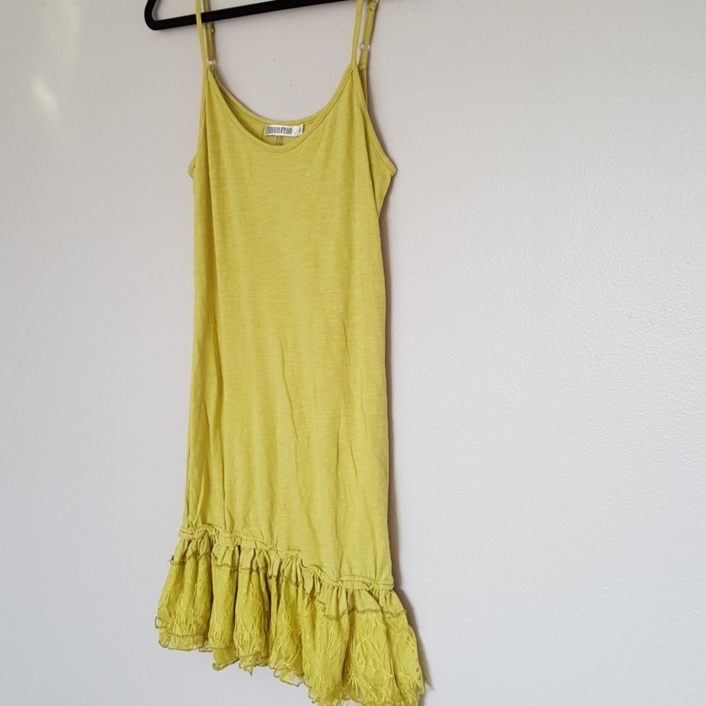 Ruffle Tunic Tank - Picture 4 of 4