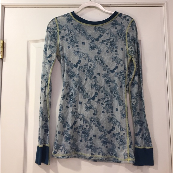 long sleeve tissue tee