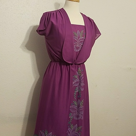 Floral Print Vintage Dress - Picture 2 of 8