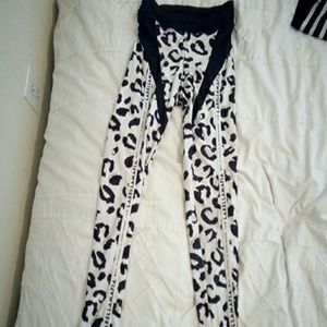 Labellamafia White leopard leggings, S