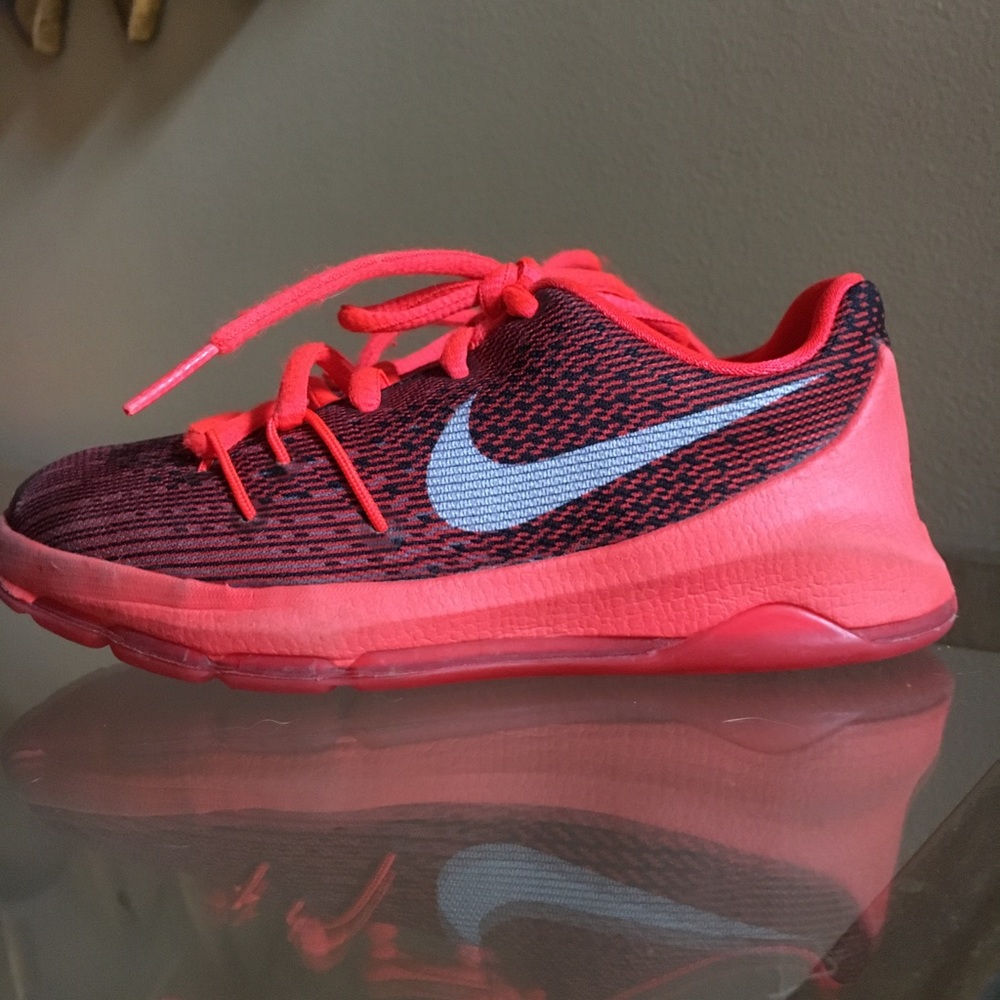 Kid Nike shoes size 11