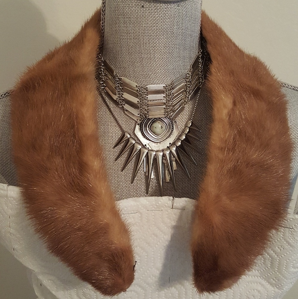 💸SOLD💸 Vintage Fur Collar  - 1940-1960 era REAL