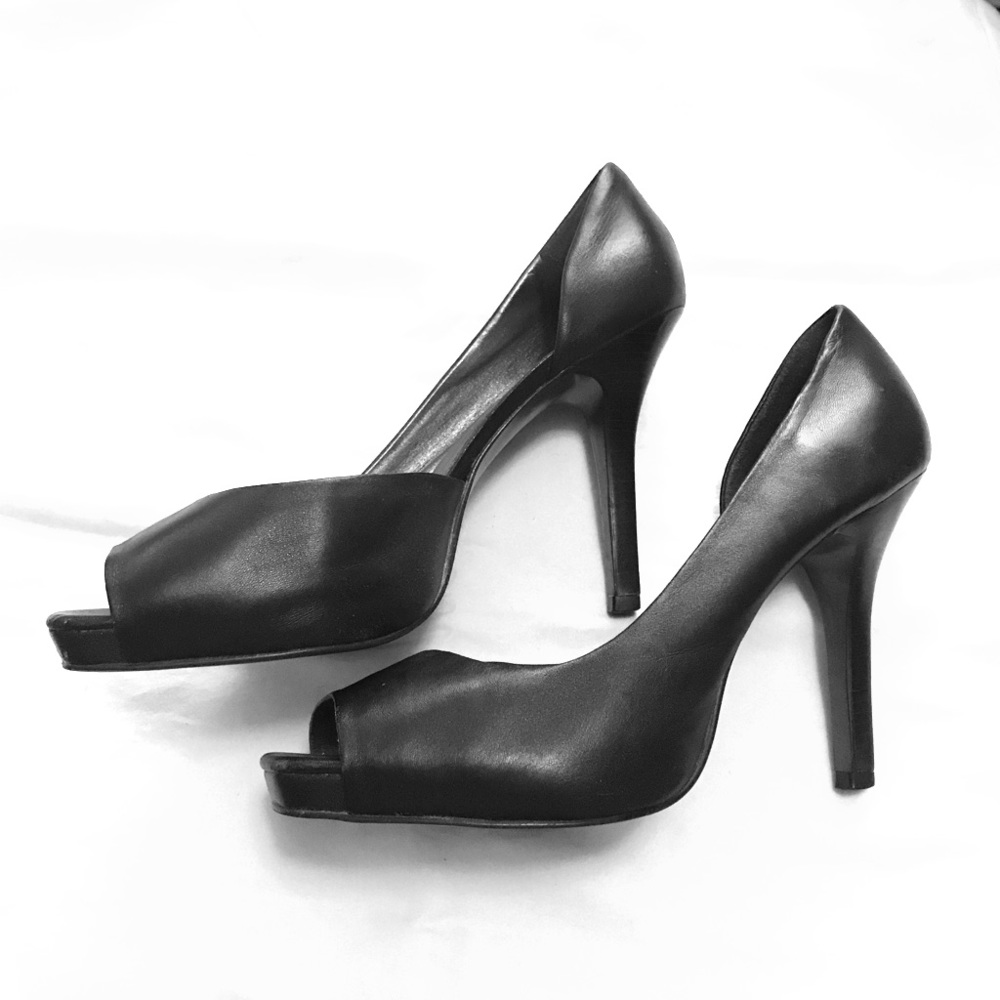 Jessica Simpson heels