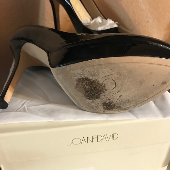 Joan and David pumps - Picture 3 of 4
